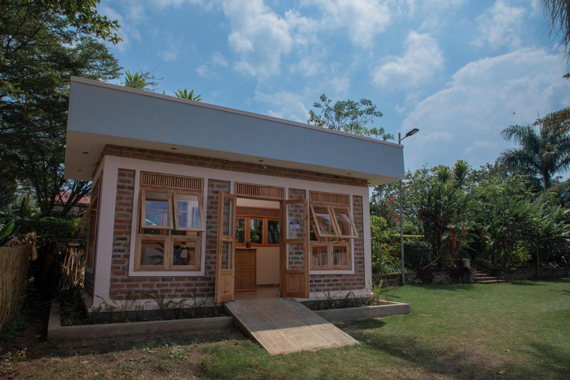 Kaswa Lodge Fort Portal Экстерьер фото
