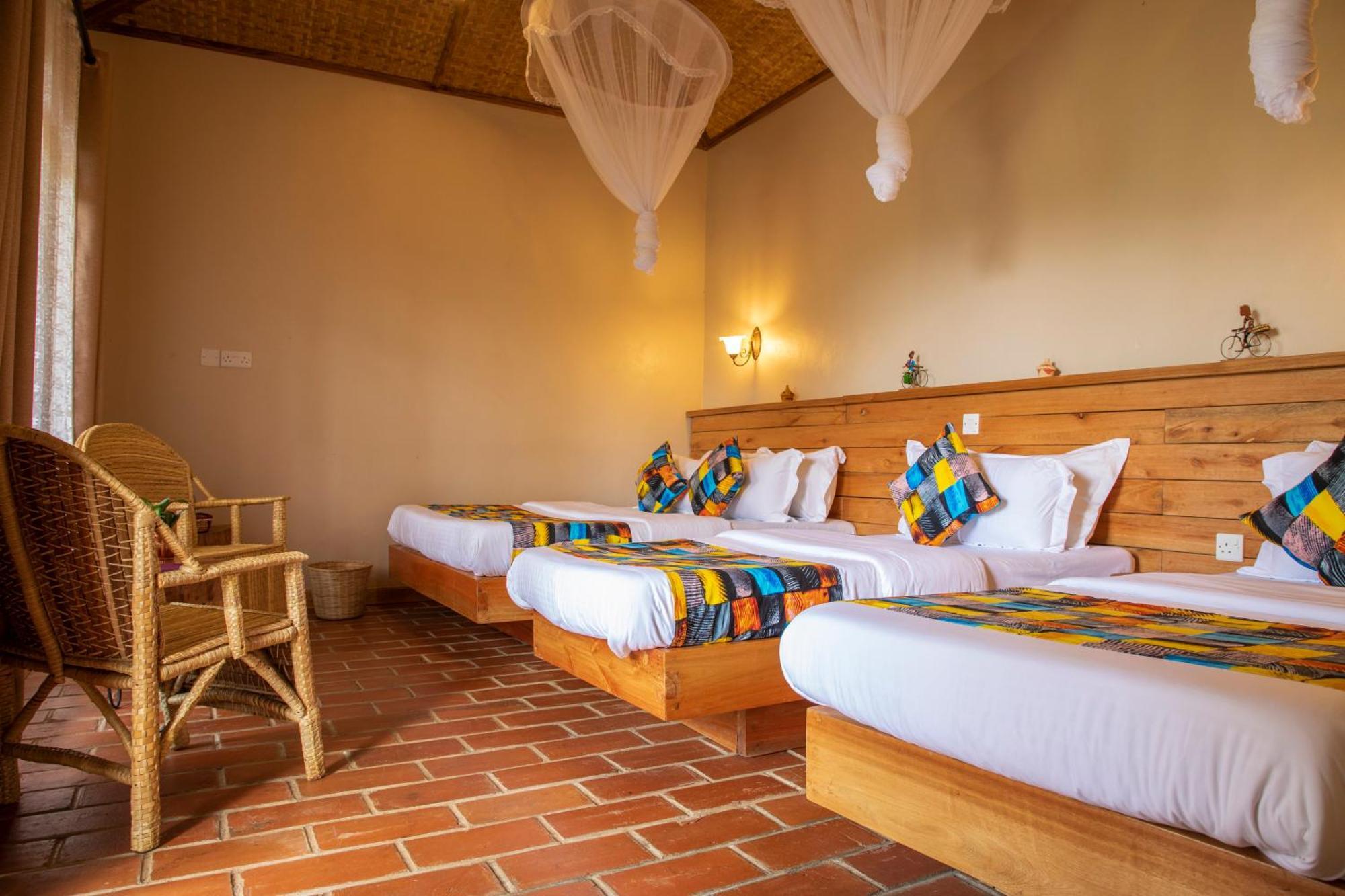 Kaswa Lodge Fort Portal Экстерьер фото
