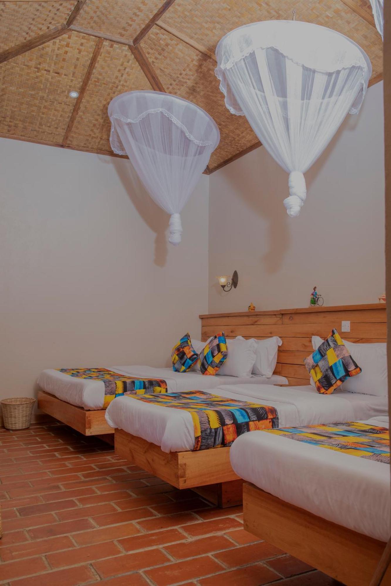 Kaswa Lodge Fort Portal Экстерьер фото
