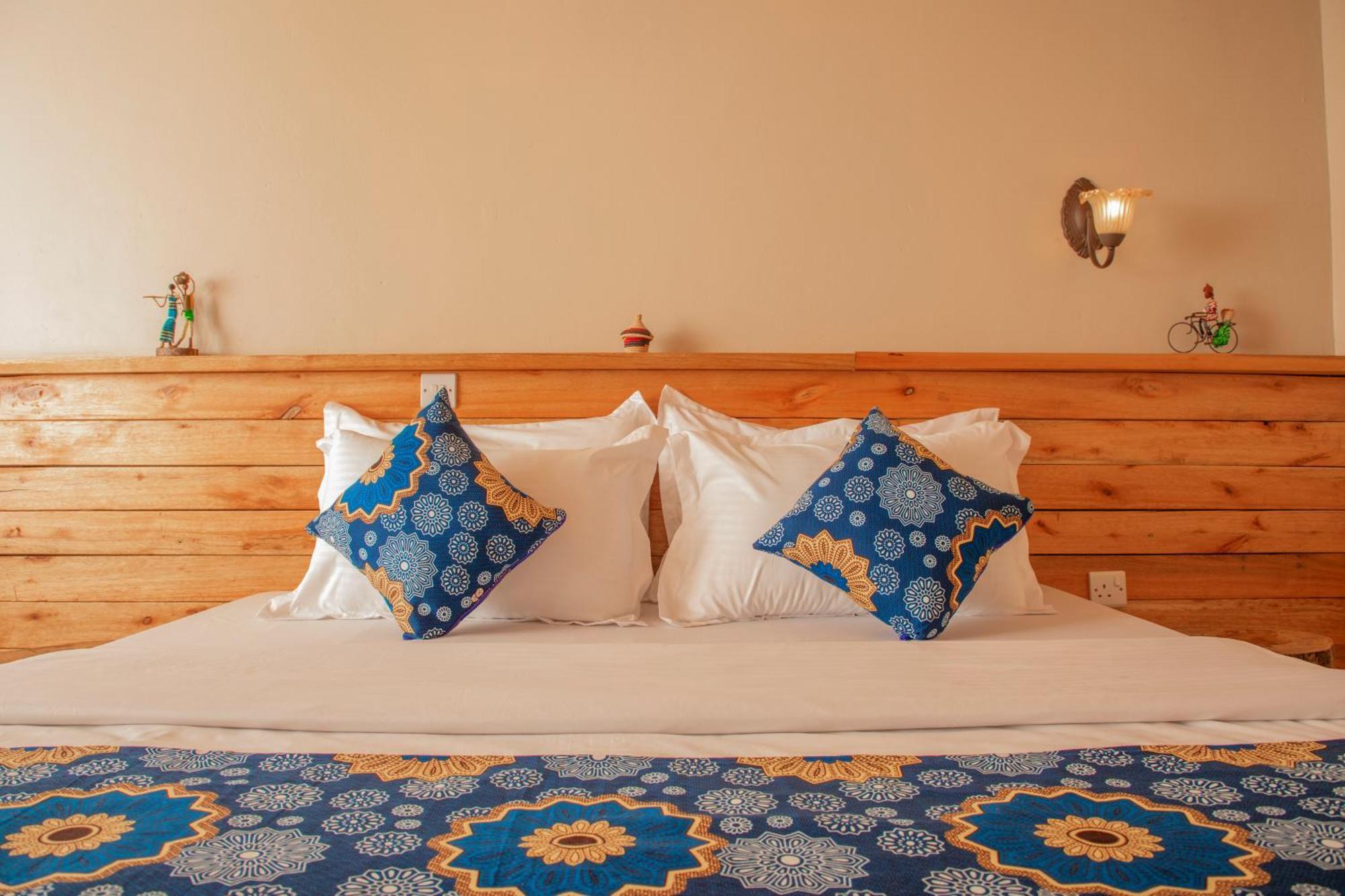 Kaswa Lodge Fort Portal Экстерьер фото