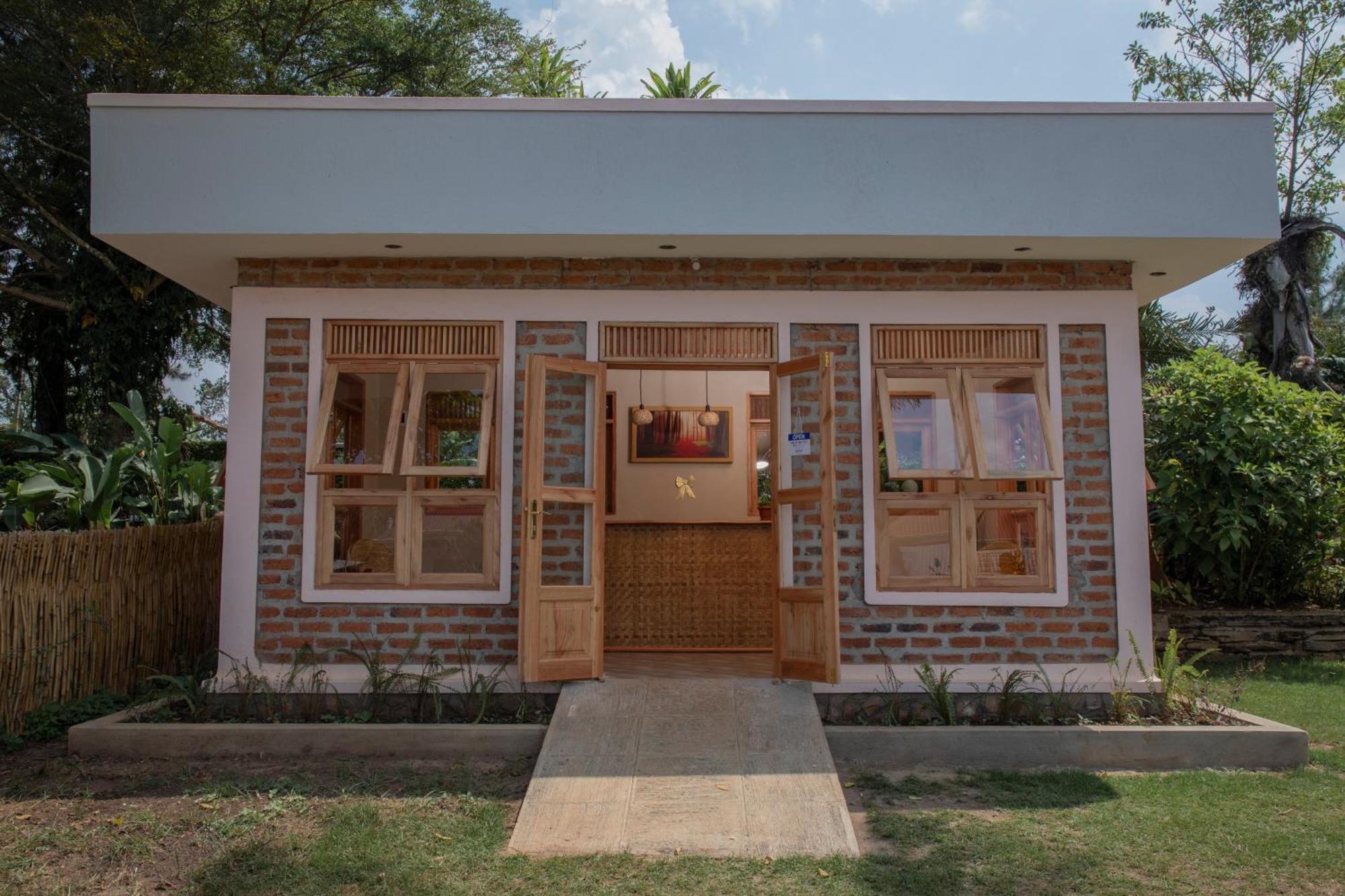 Kaswa Lodge Fort Portal Экстерьер фото