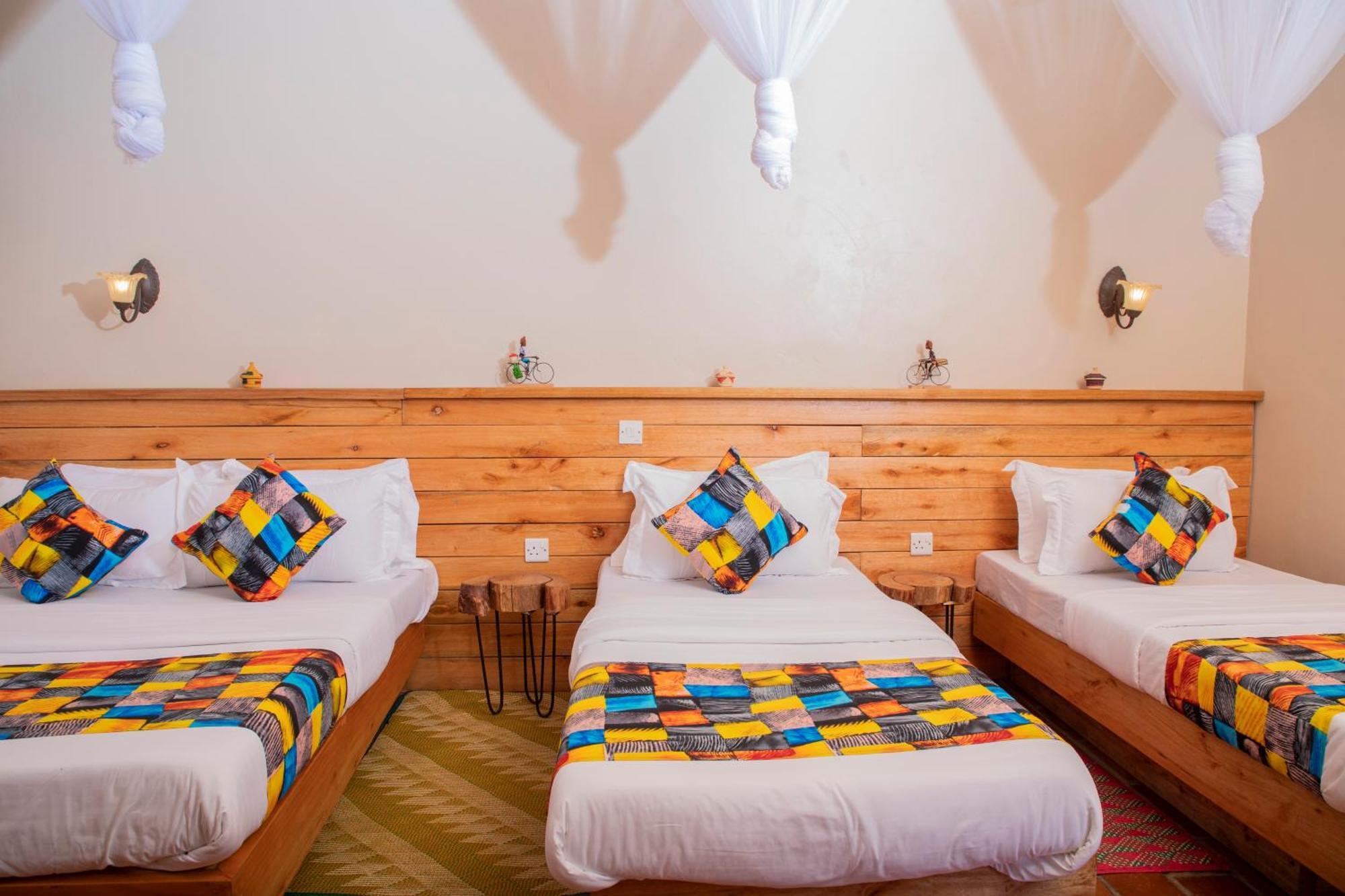 Kaswa Lodge Fort Portal Экстерьер фото