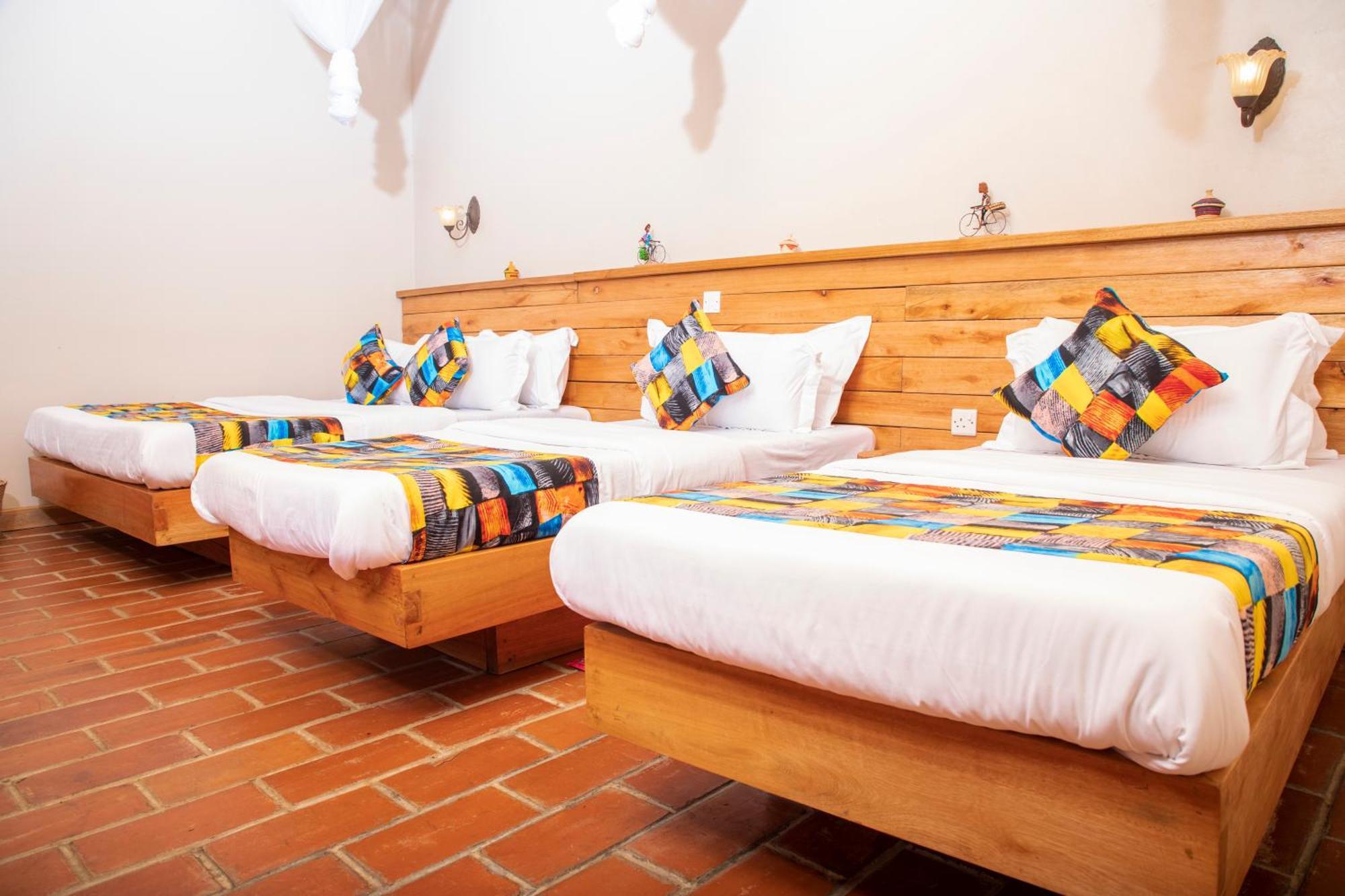 Kaswa Lodge Fort Portal Экстерьер фото