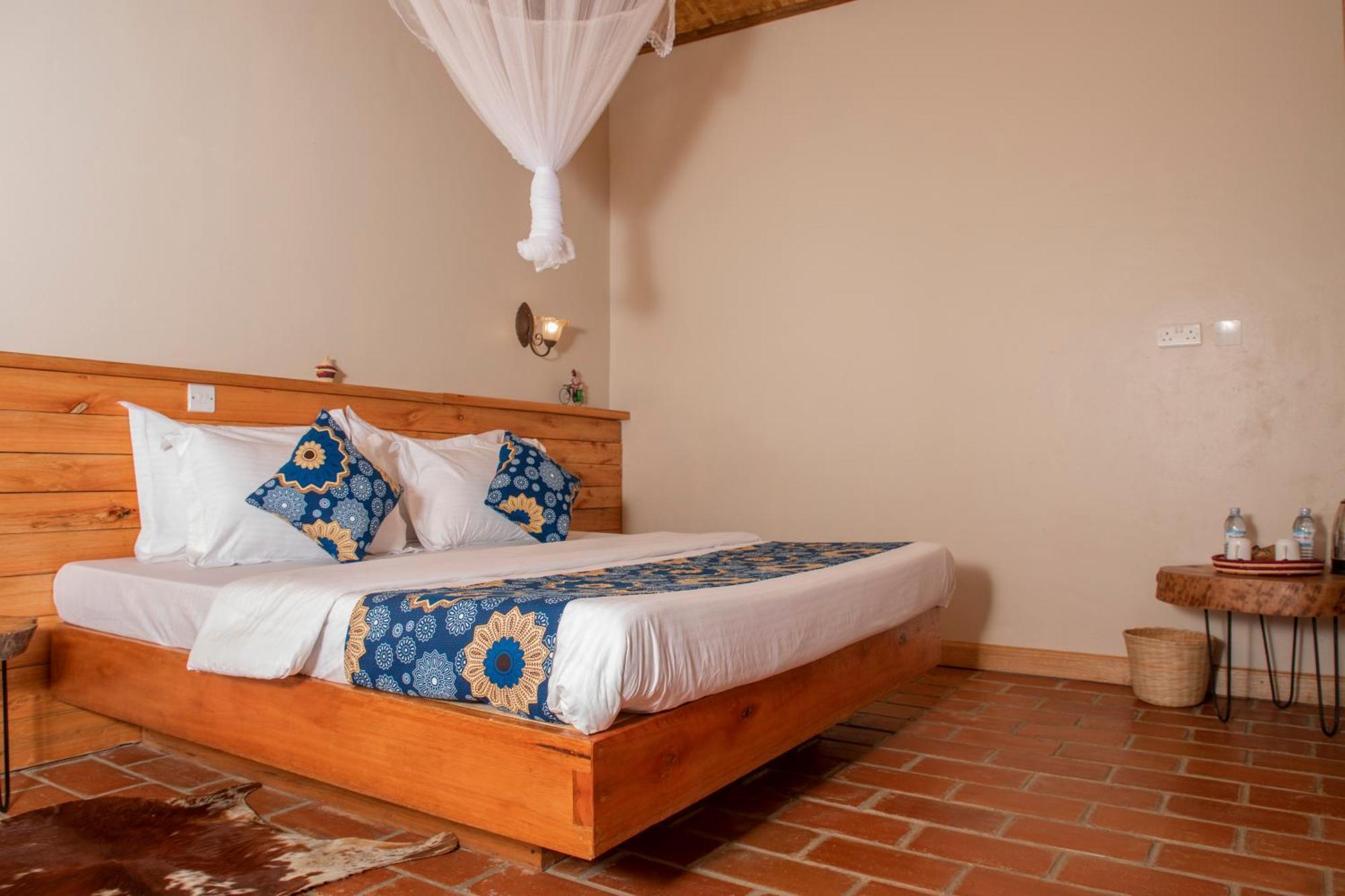 Kaswa Lodge Fort Portal Экстерьер фото