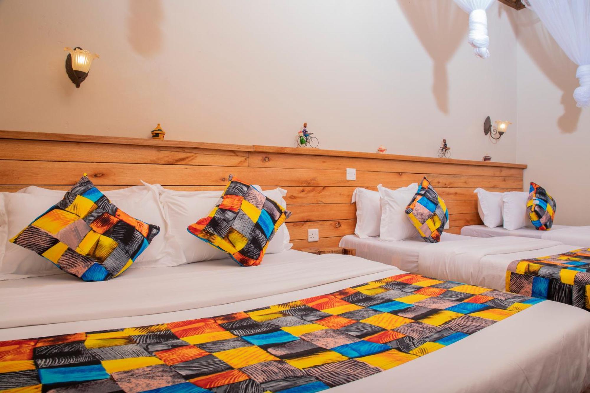Kaswa Lodge Fort Portal Экстерьер фото